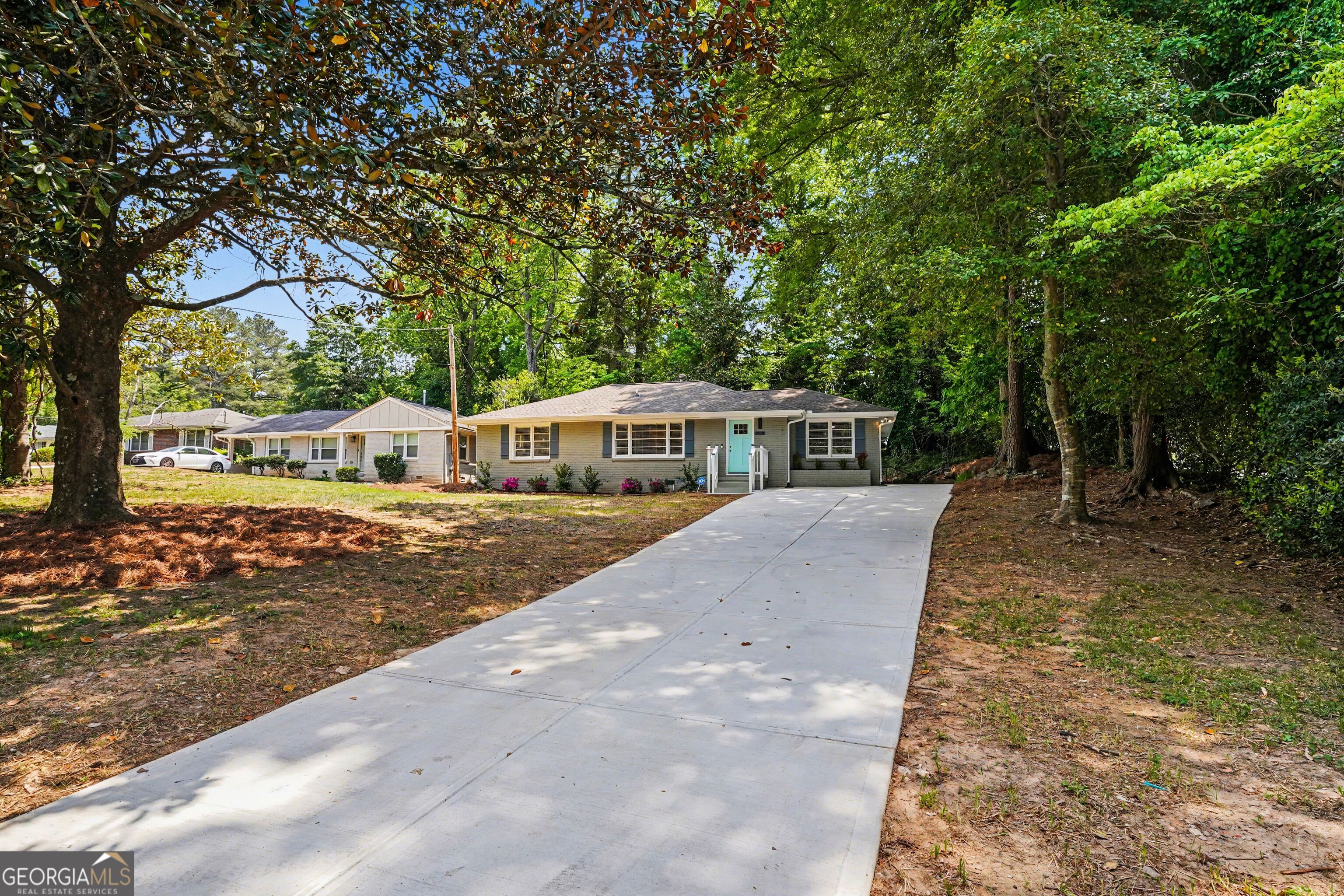 2330 Headland Drive East Point GA 30344