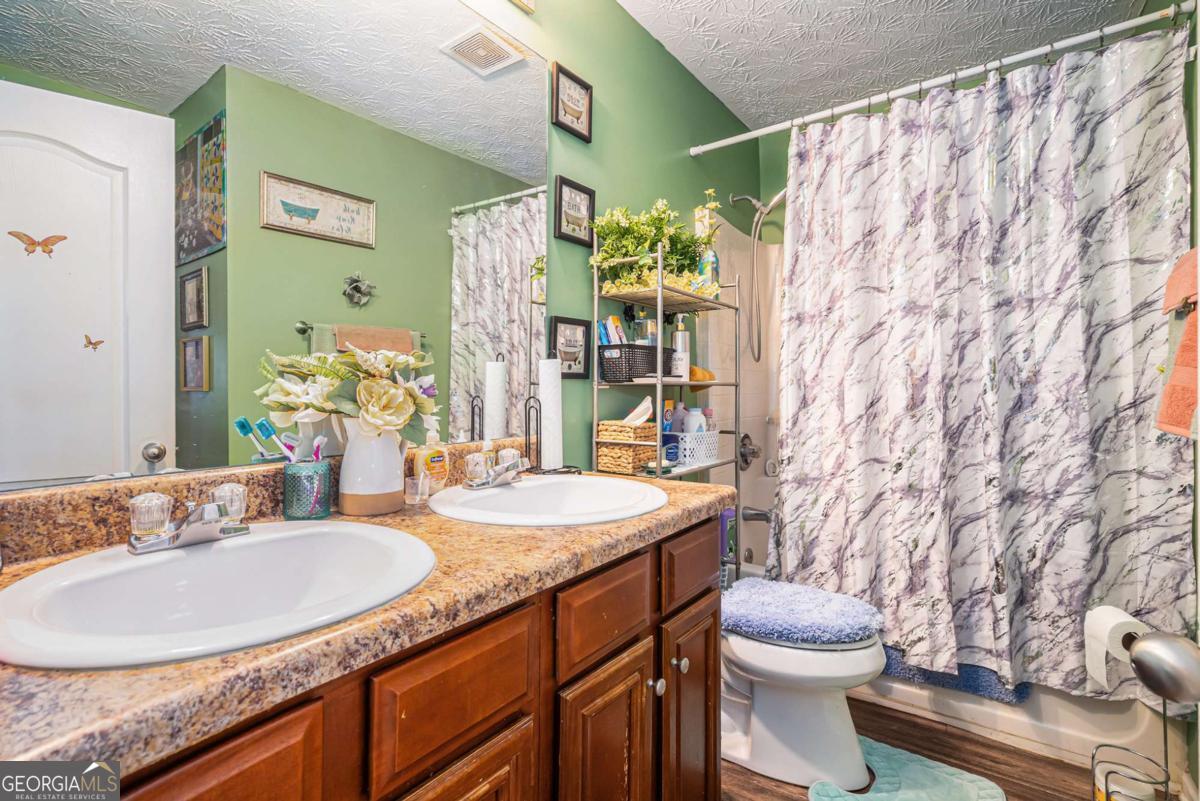 1045 Wedgewood Court Conyers GA 30012