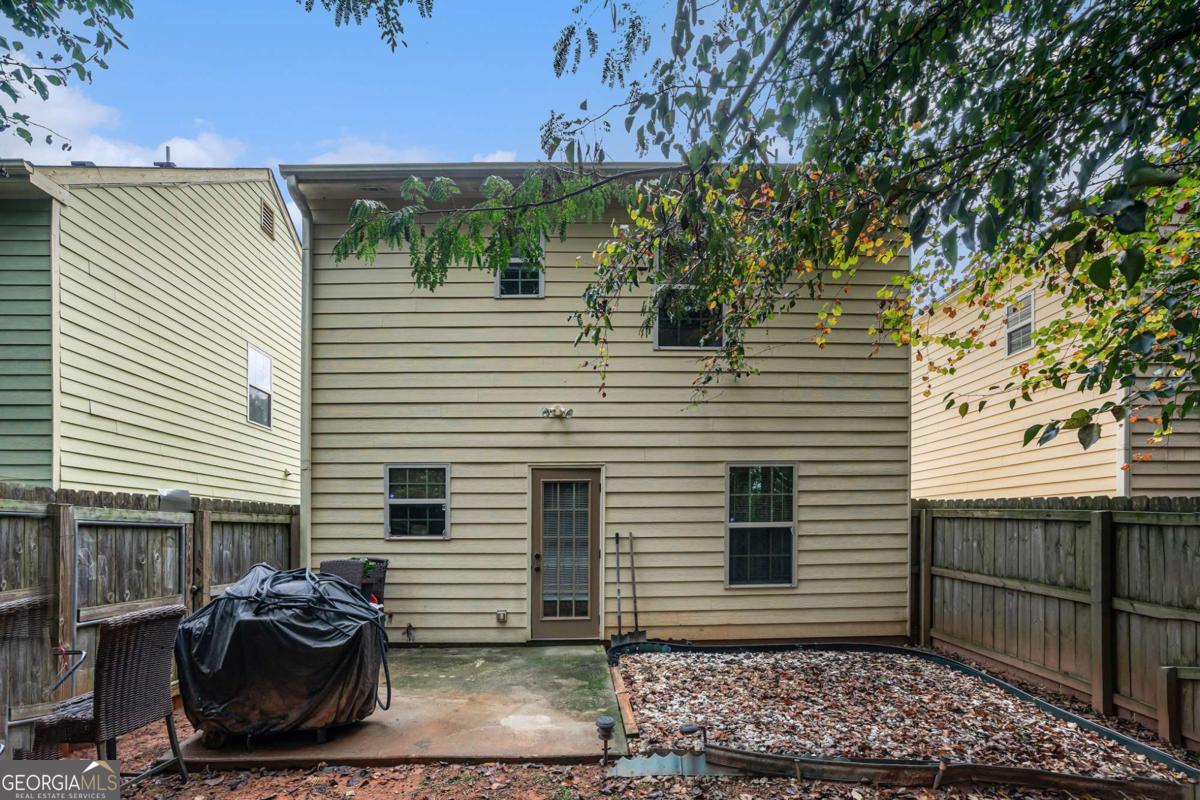1045 Wedgewood Court Conyers GA 30012