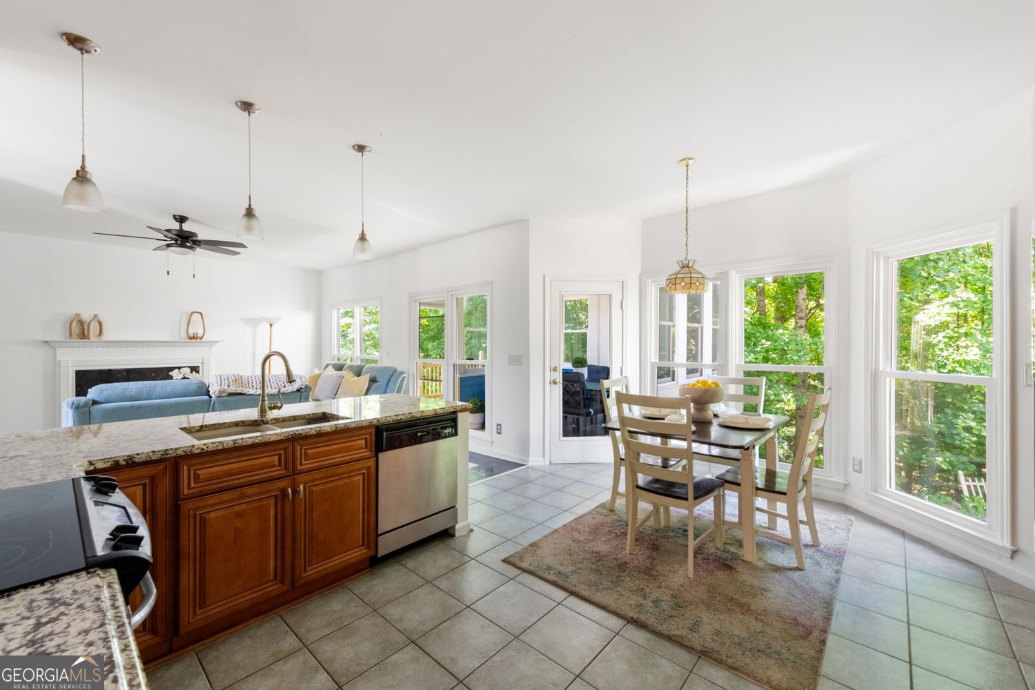 2932 Sunset View Circle Suwanee GA 30024