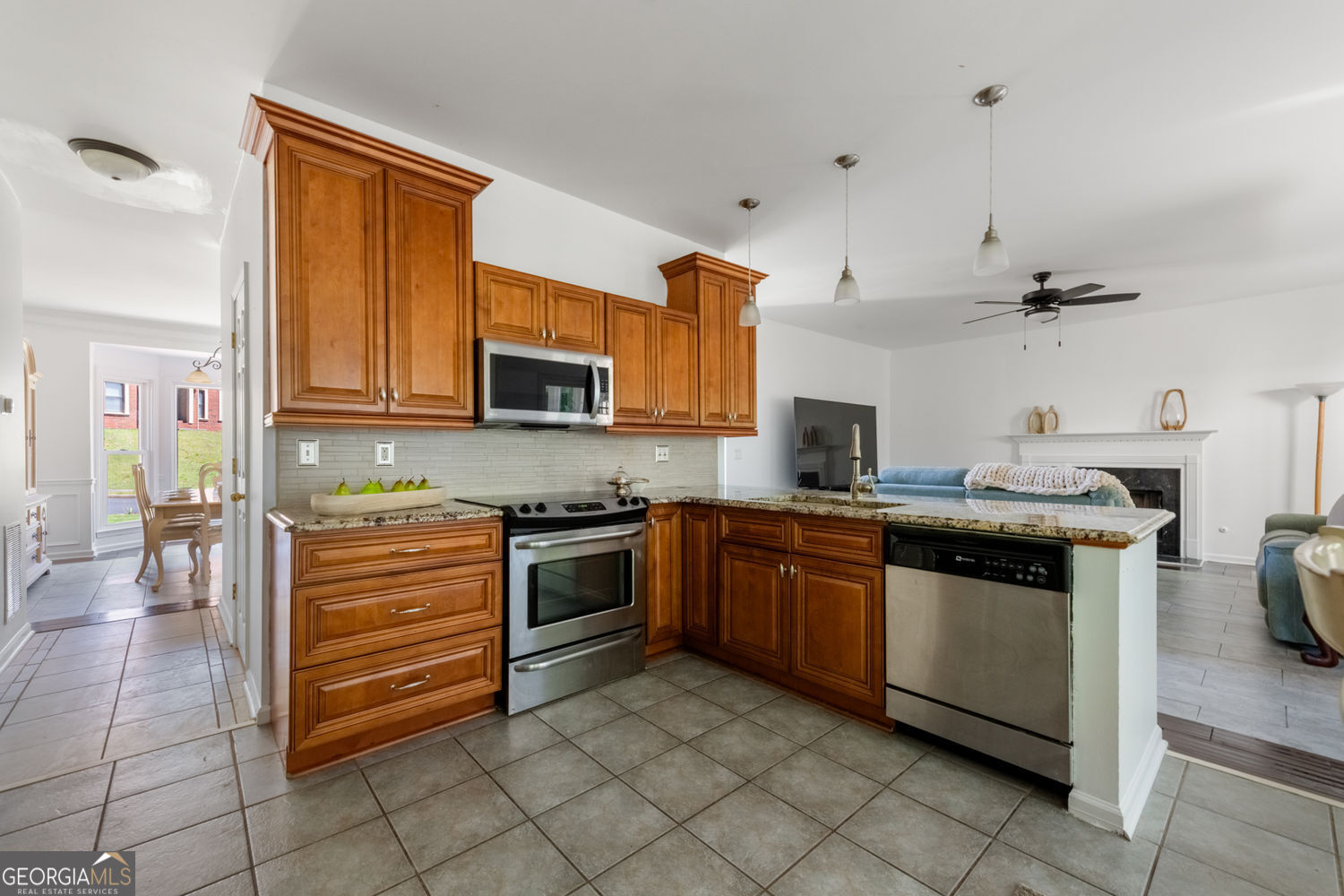 2932 Sunset View Circle Suwanee GA 30024