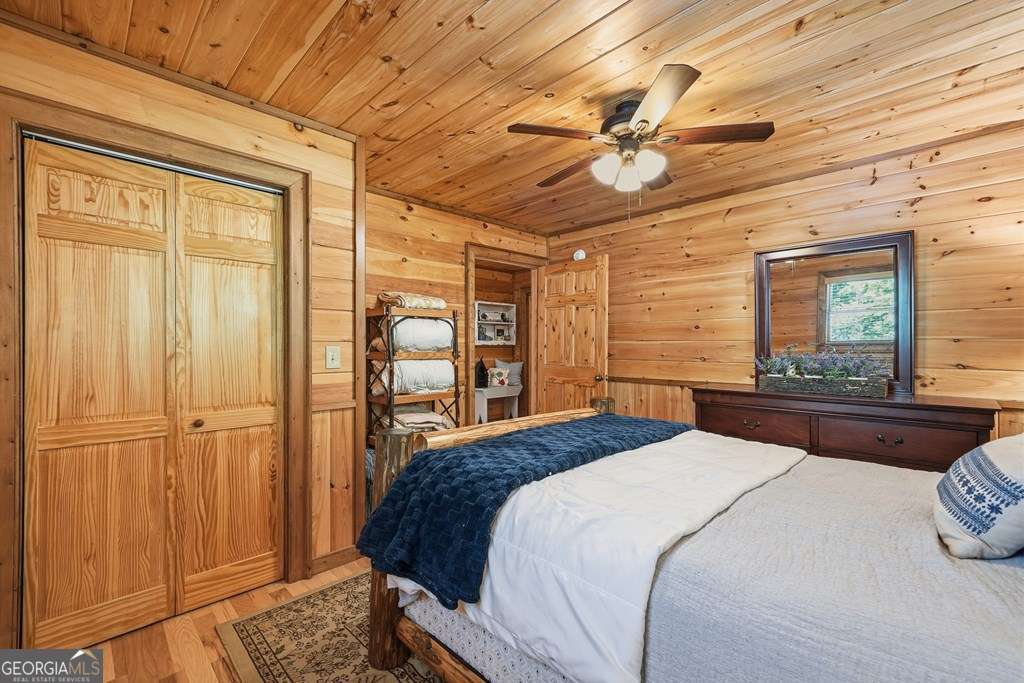 284 The Woods Road Mineral Bluff GA 30559
