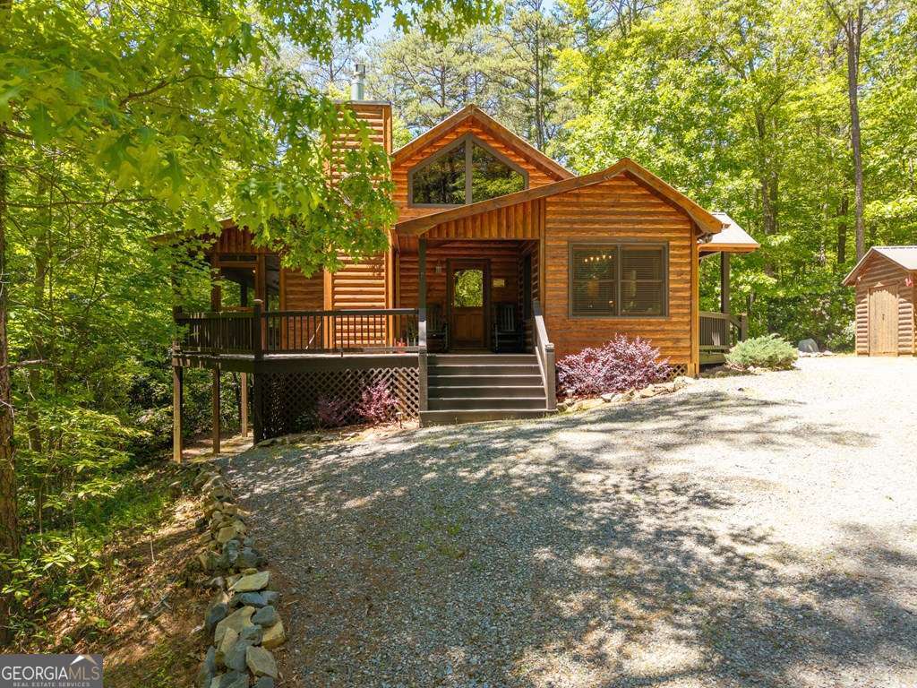 284 The Woods Road Mineral Bluff GA 30559