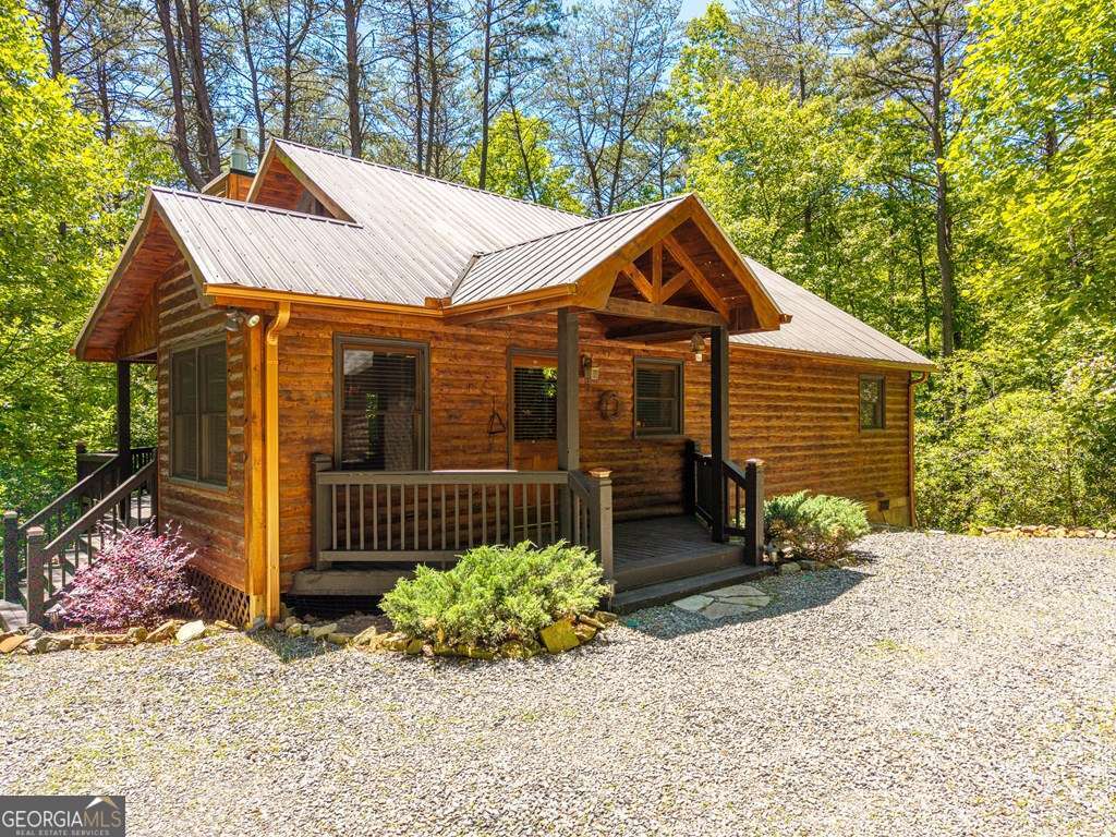 284 The Woods Road Mineral Bluff GA 30559