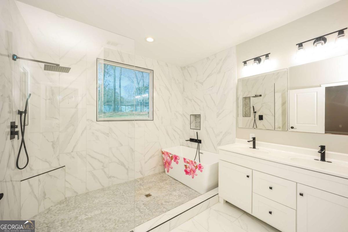 1433 Willow Drive Riverdale GA 30296