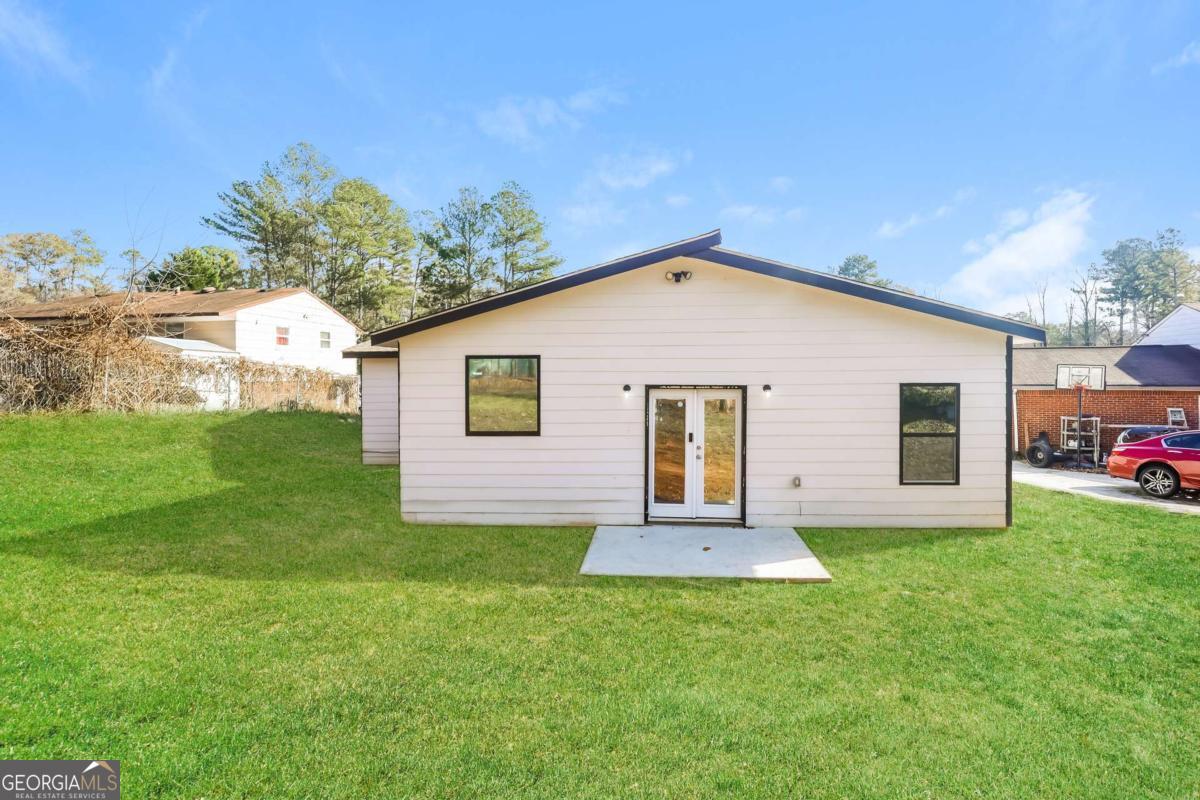 1433 Willow Drive Riverdale GA 30296