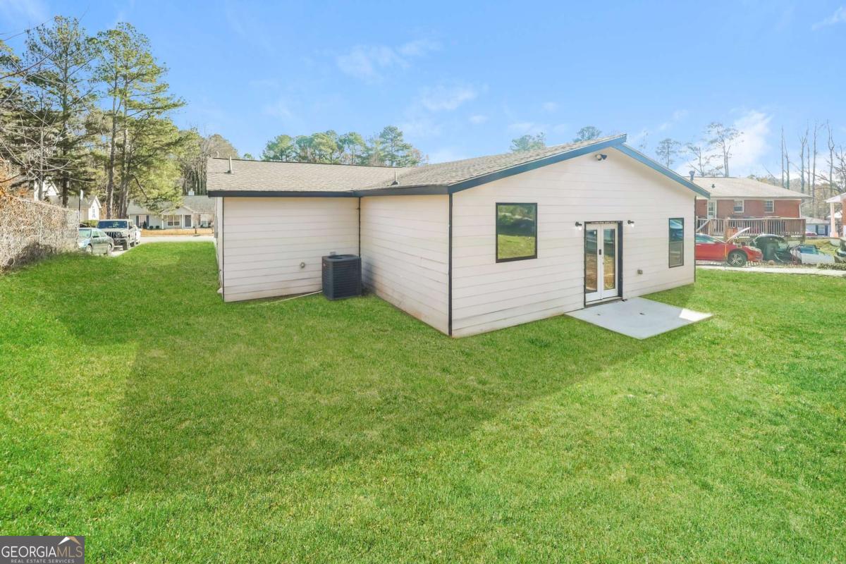 1433 Willow Drive Riverdale GA 30296