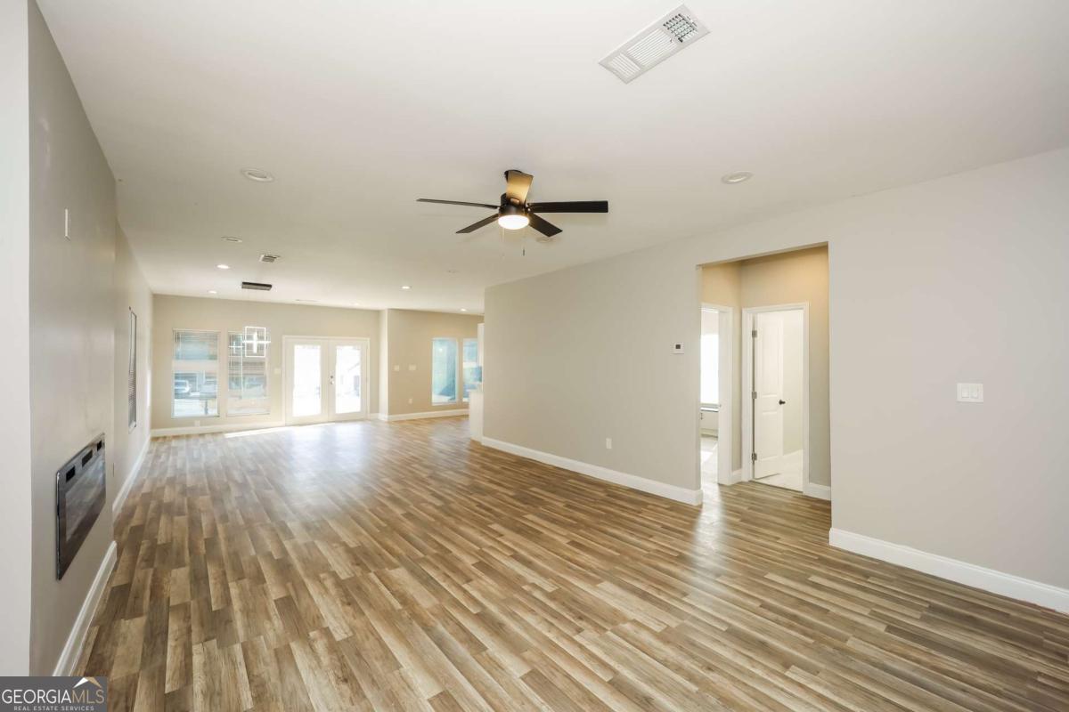 1433 Willow Drive Riverdale GA 30296