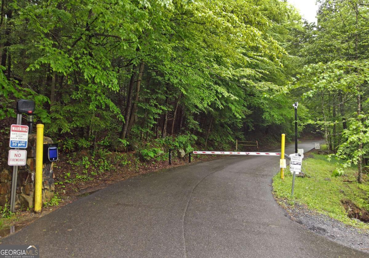 66 Pine Ridge Court Ellijay GA 30536