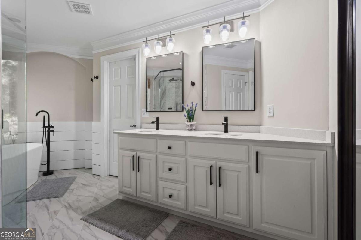 2602 Long Pointe Roswell GA 30076