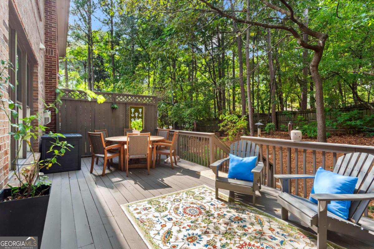 2602 Long Pointe Roswell GA 30076