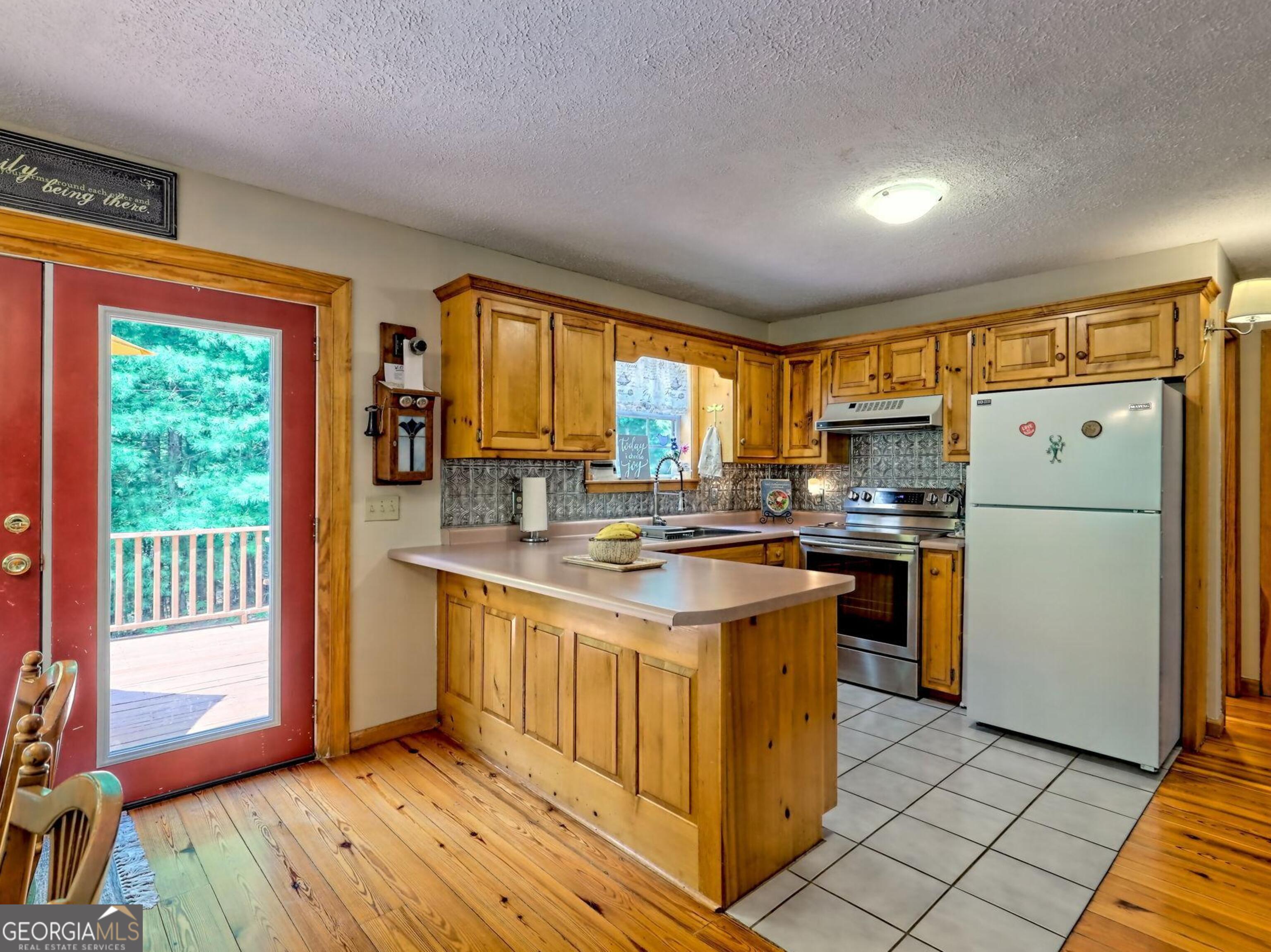 249 Spruce Creek Road Lakemont GA 30552