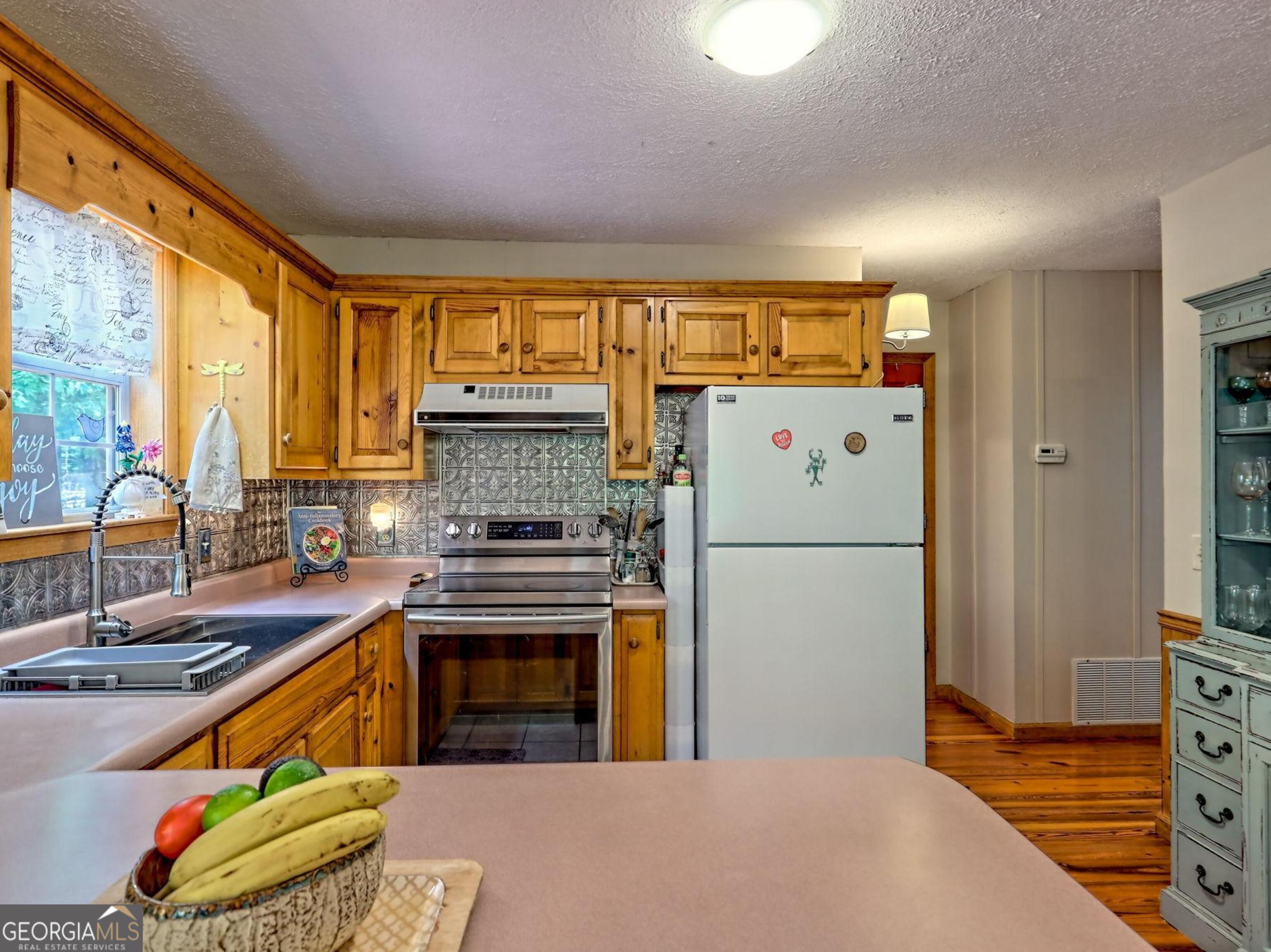 249 Spruce Creek Road Lakemont GA 30552