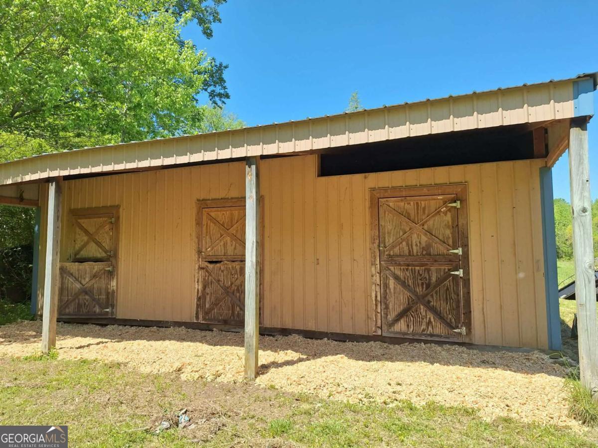 2100 Rays Church Road Bishop GA 30621