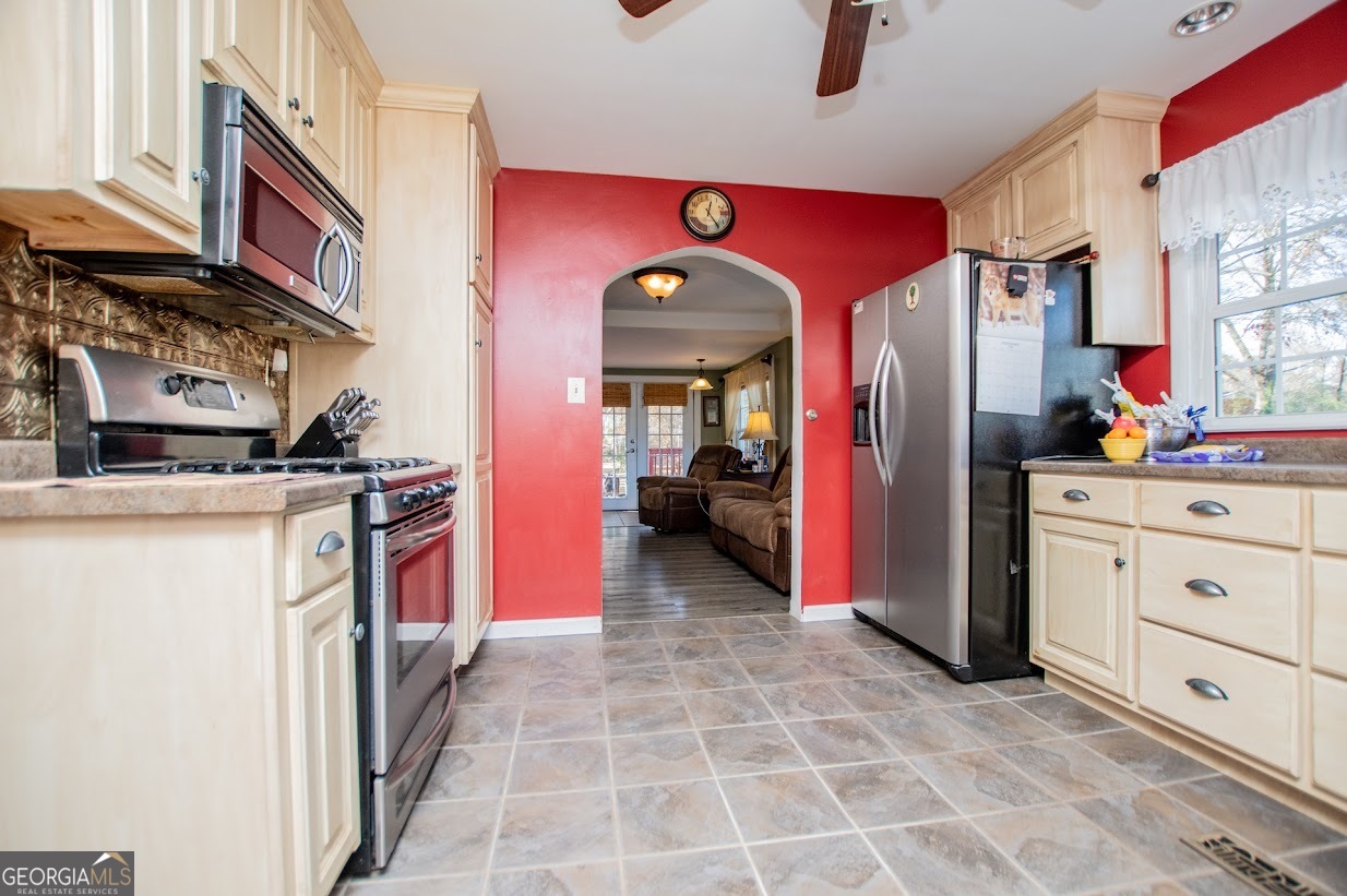 16 Garrett Avenue Bremen GA 30110