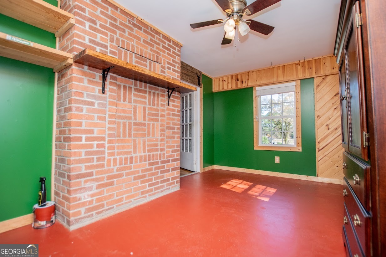 16 Garrett Avenue Bremen GA 30110