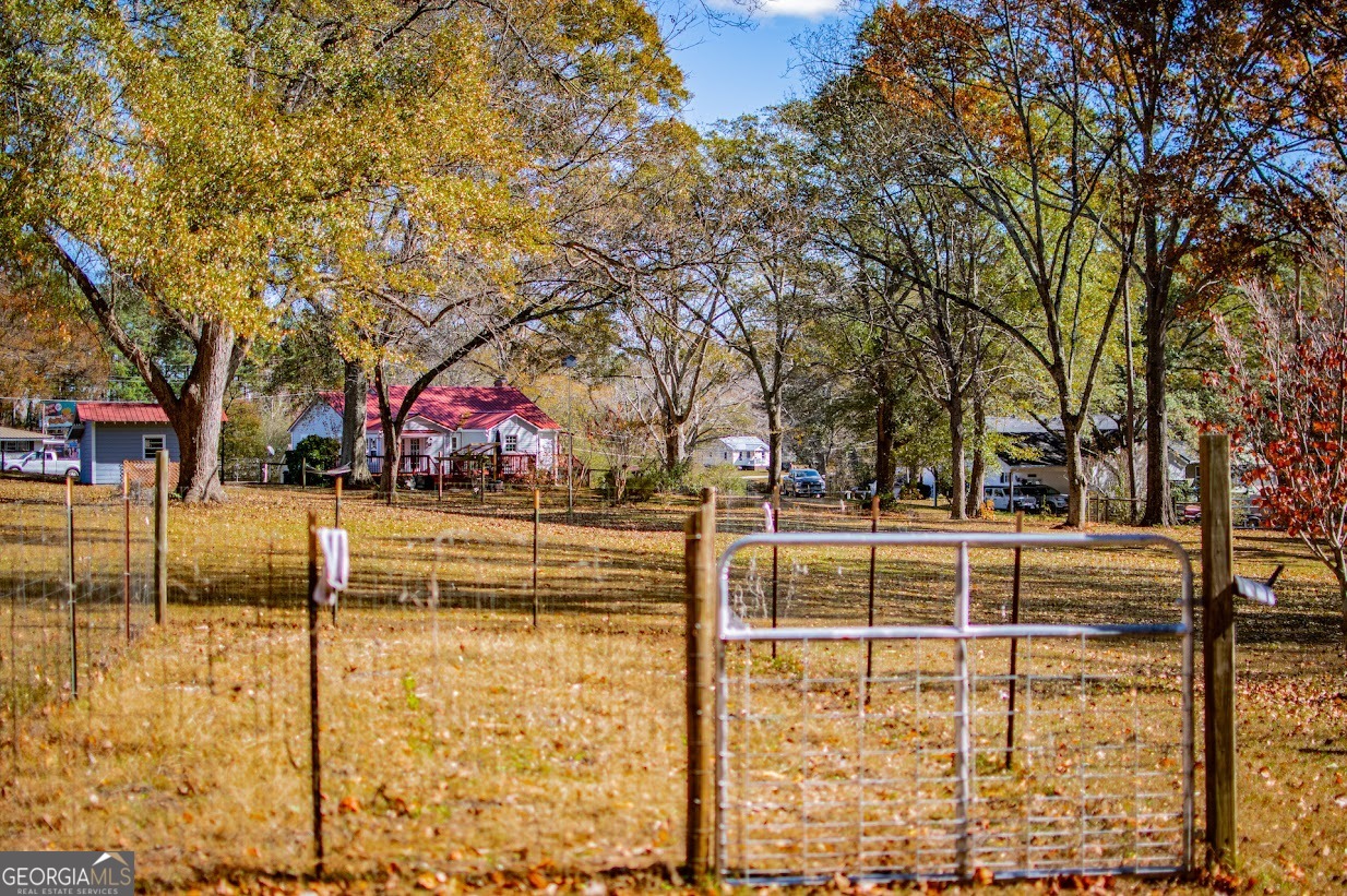 16 Garrett Avenue Bremen GA 30110