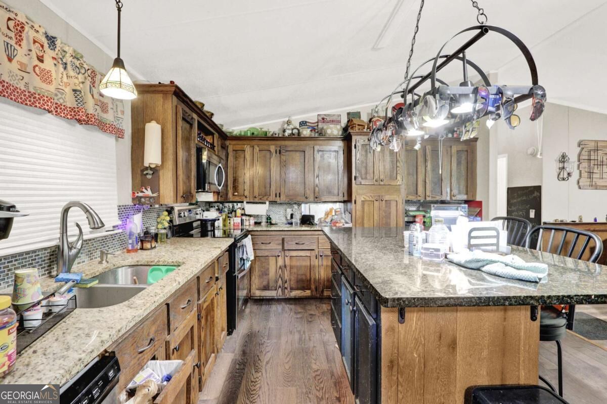 4233 Jim Hood Road Gainesville GA 30506
