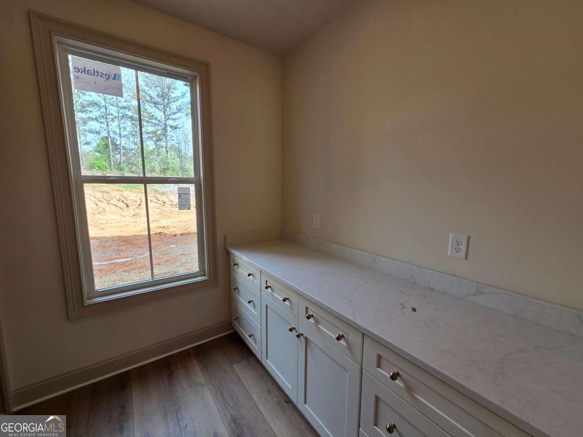 4352 Cedarcrest Road Acworth GA 30101