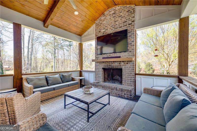 7093 Vaughn Road Canton GA 30115