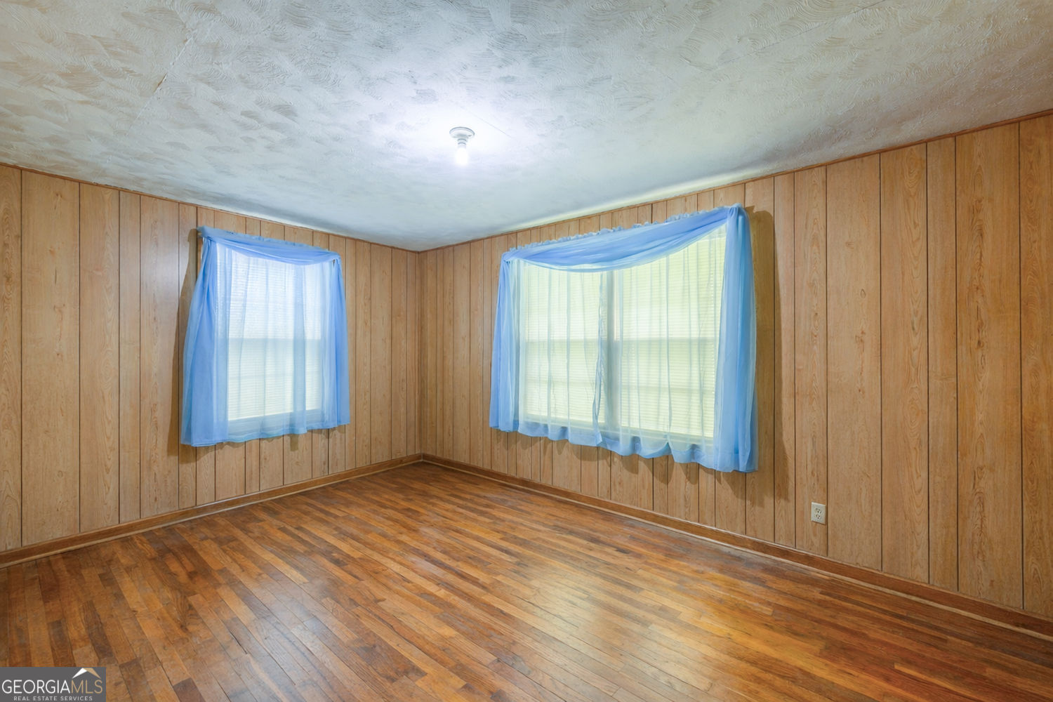 2704 County Line Road NW Acworth GA 30101