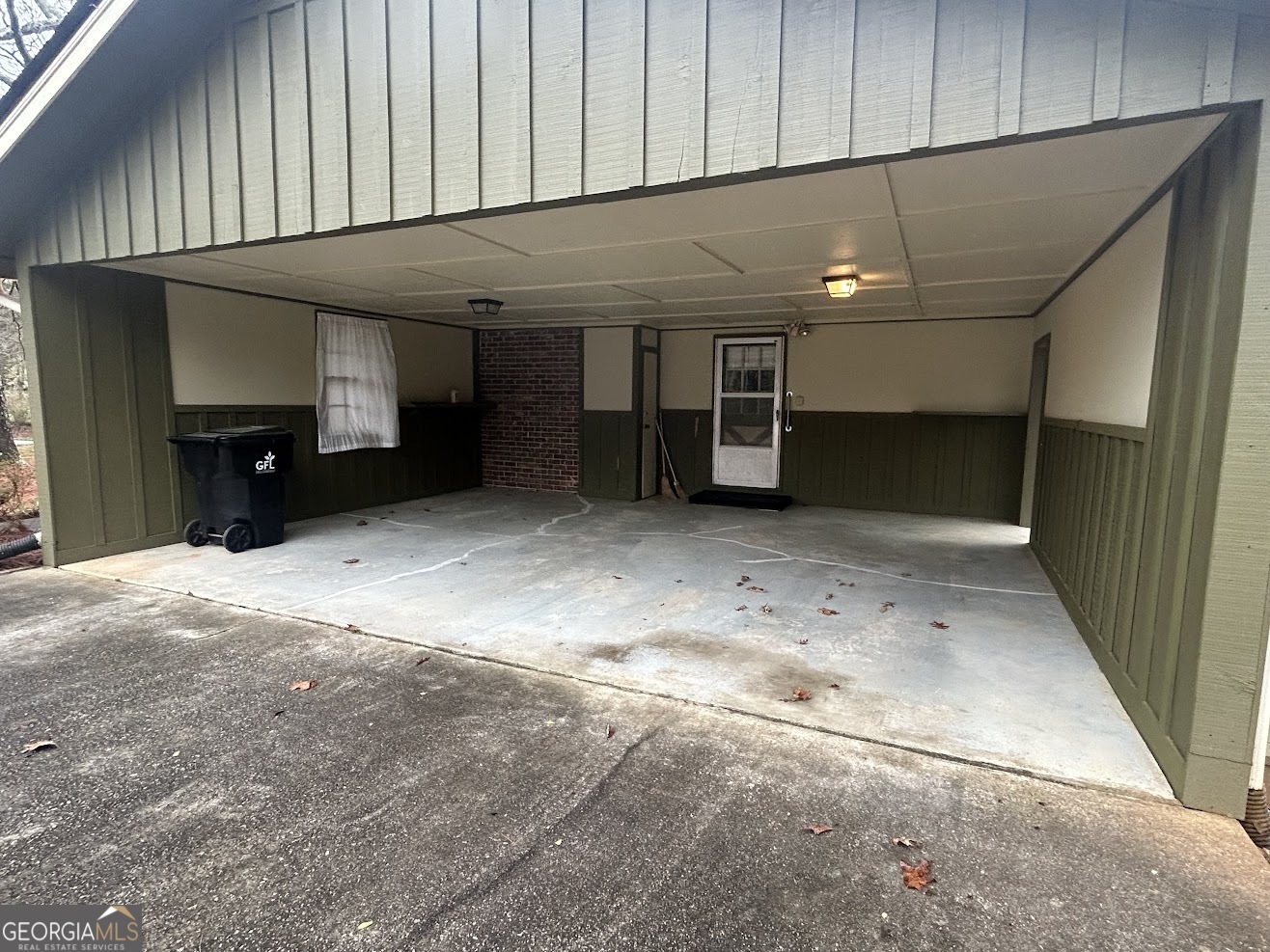 8896 Hickory Hollow Drive Douglasville GA 30135