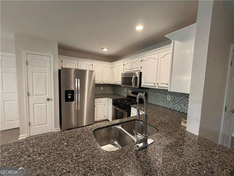 2204 Thicket Court NW Acworth GA 30102
