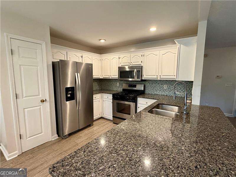 2204 Thicket Court NW Acworth GA 30102