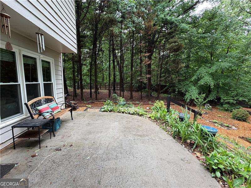 2204 Thicket Court NW Acworth GA 30102