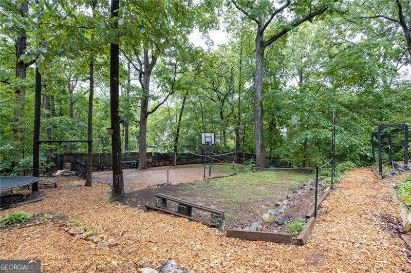 2204 Thicket Court NW Acworth GA 30102