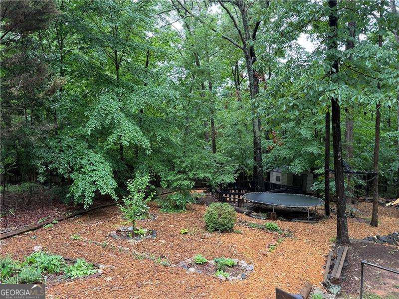 2204 Thicket Court NW Acworth GA 30102