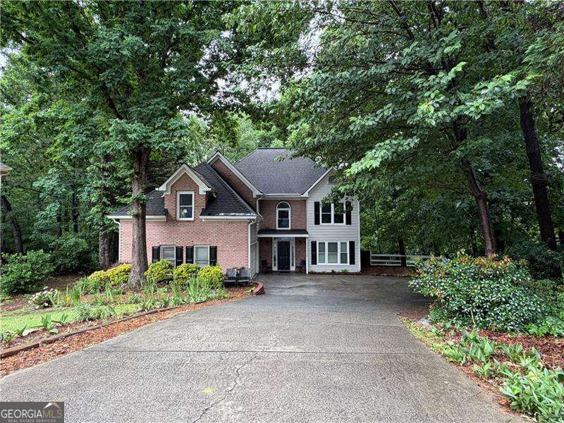2204 Thicket Court NW Acworth GA 30102
