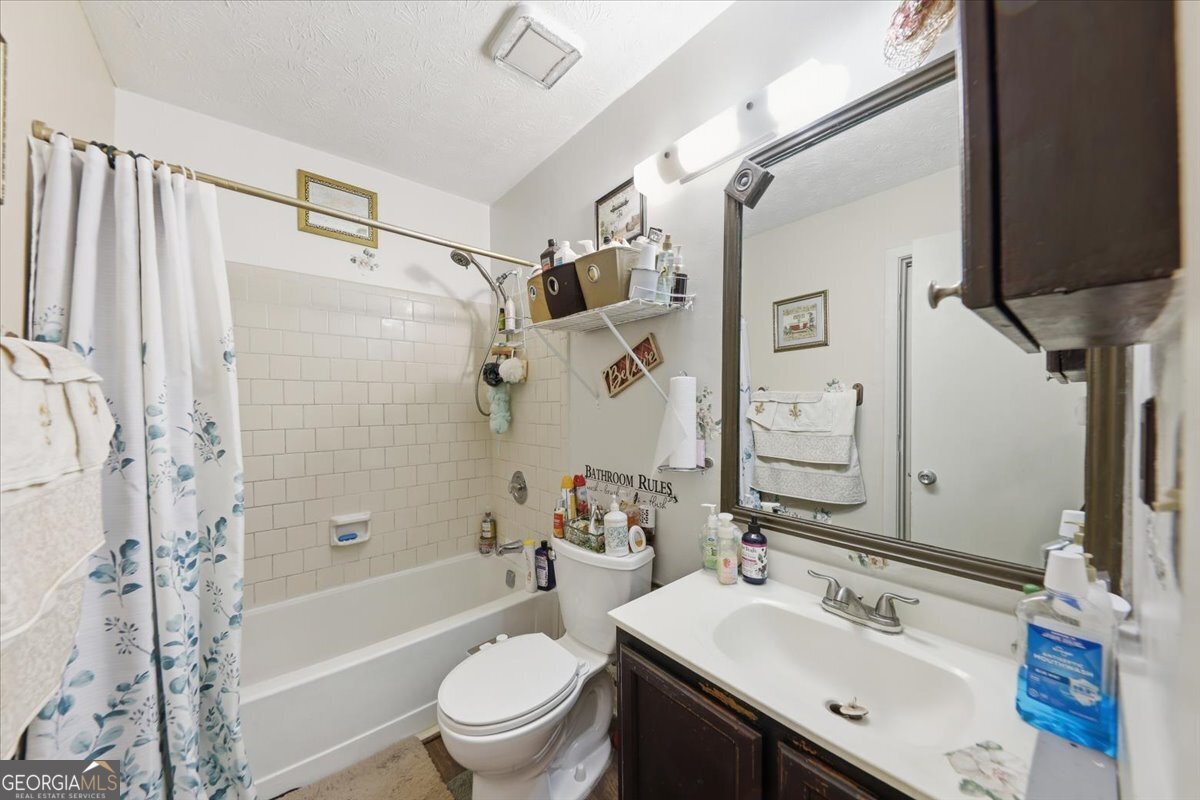 1232 Mill Lake Circle Stone Mountain GA 30088