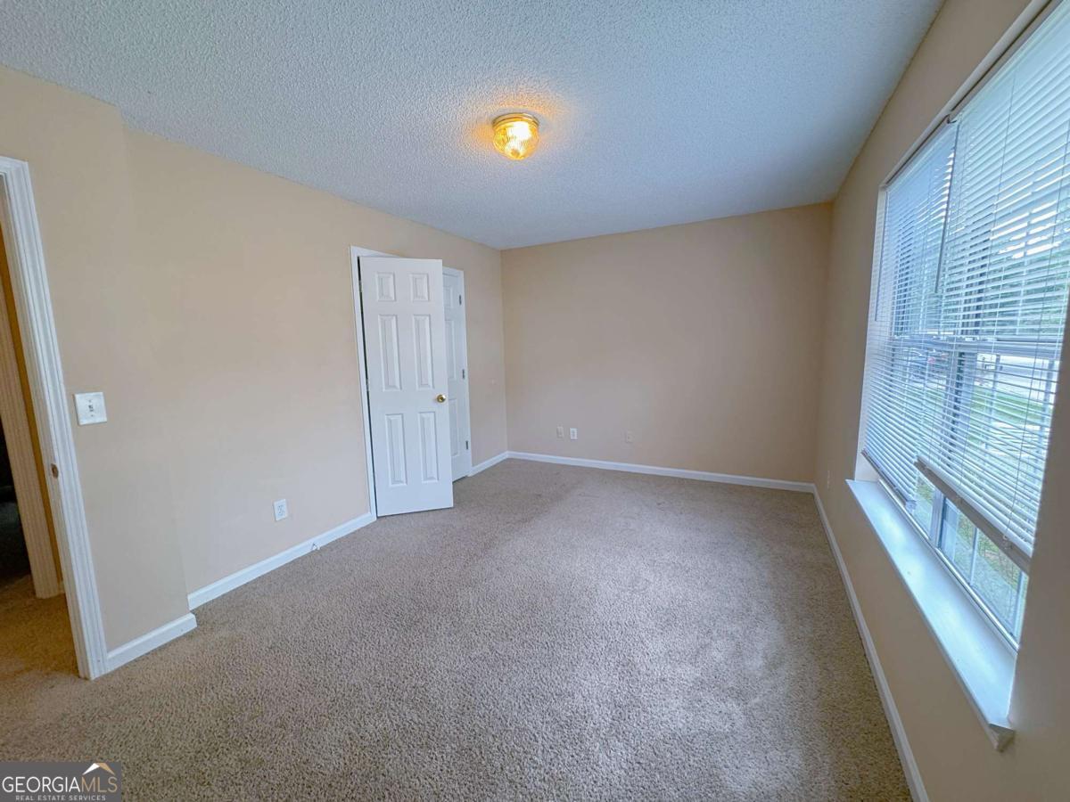 7112 Brecken Place Lithonia GA 30058