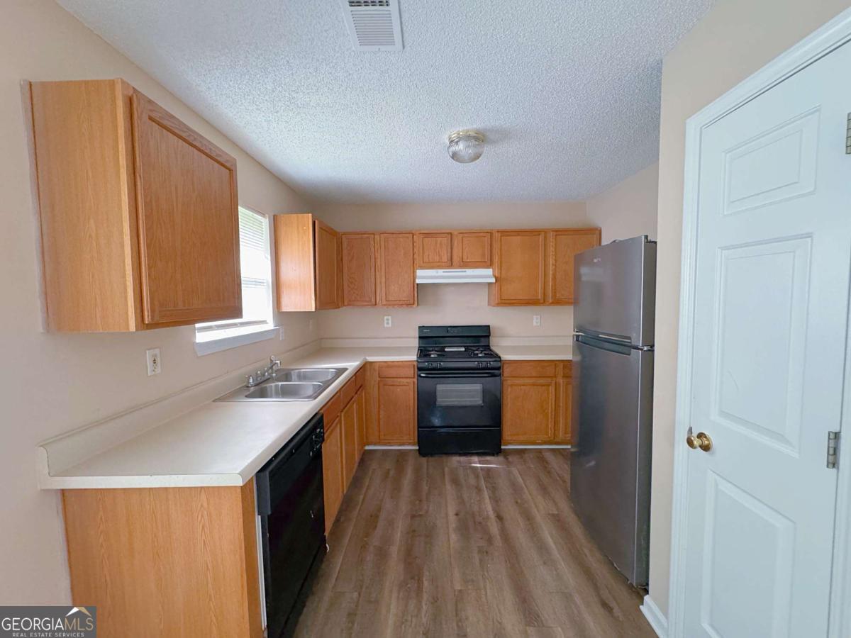 7112 Brecken Place Lithonia GA 30058