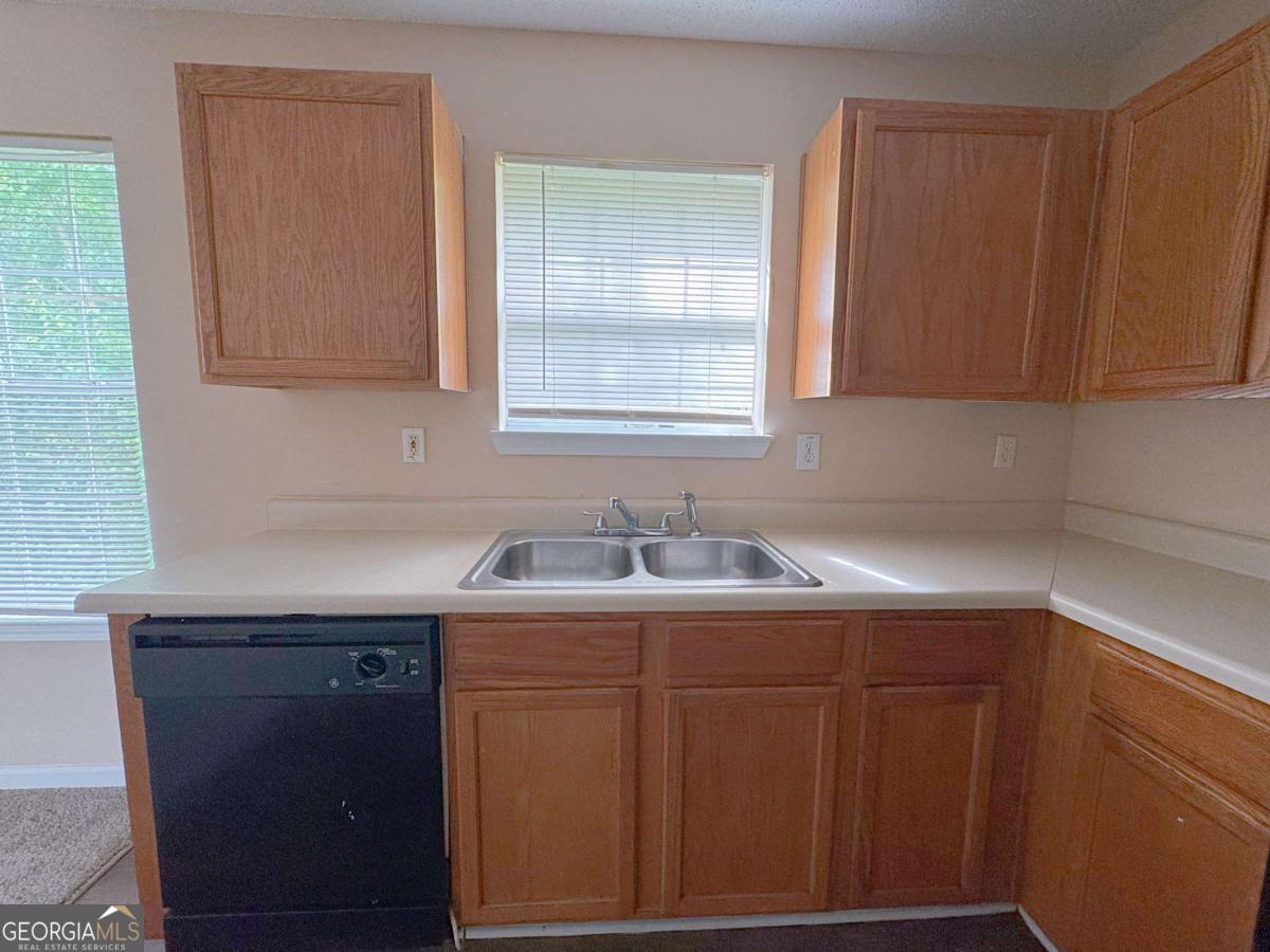 7112 Brecken Place Lithonia GA 30058