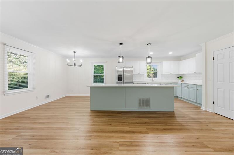 2011 Shadowwood Drive Marietta GA 30066