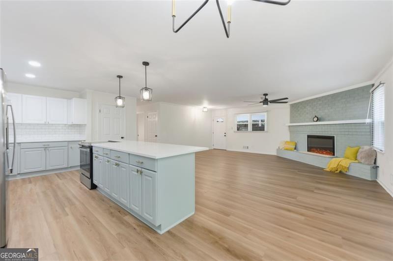 2011 Shadowwood Drive Marietta GA 30066