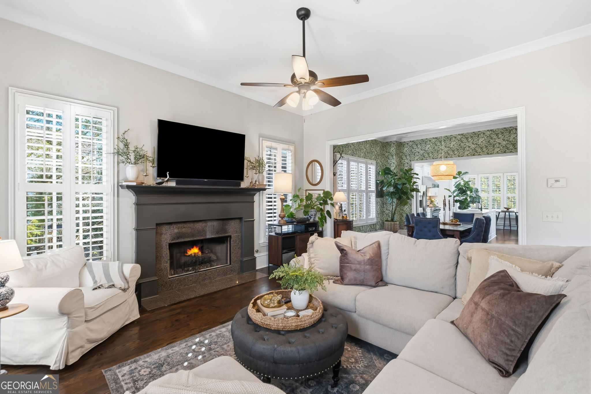 709 Hammond Drive Woodstock GA 30188