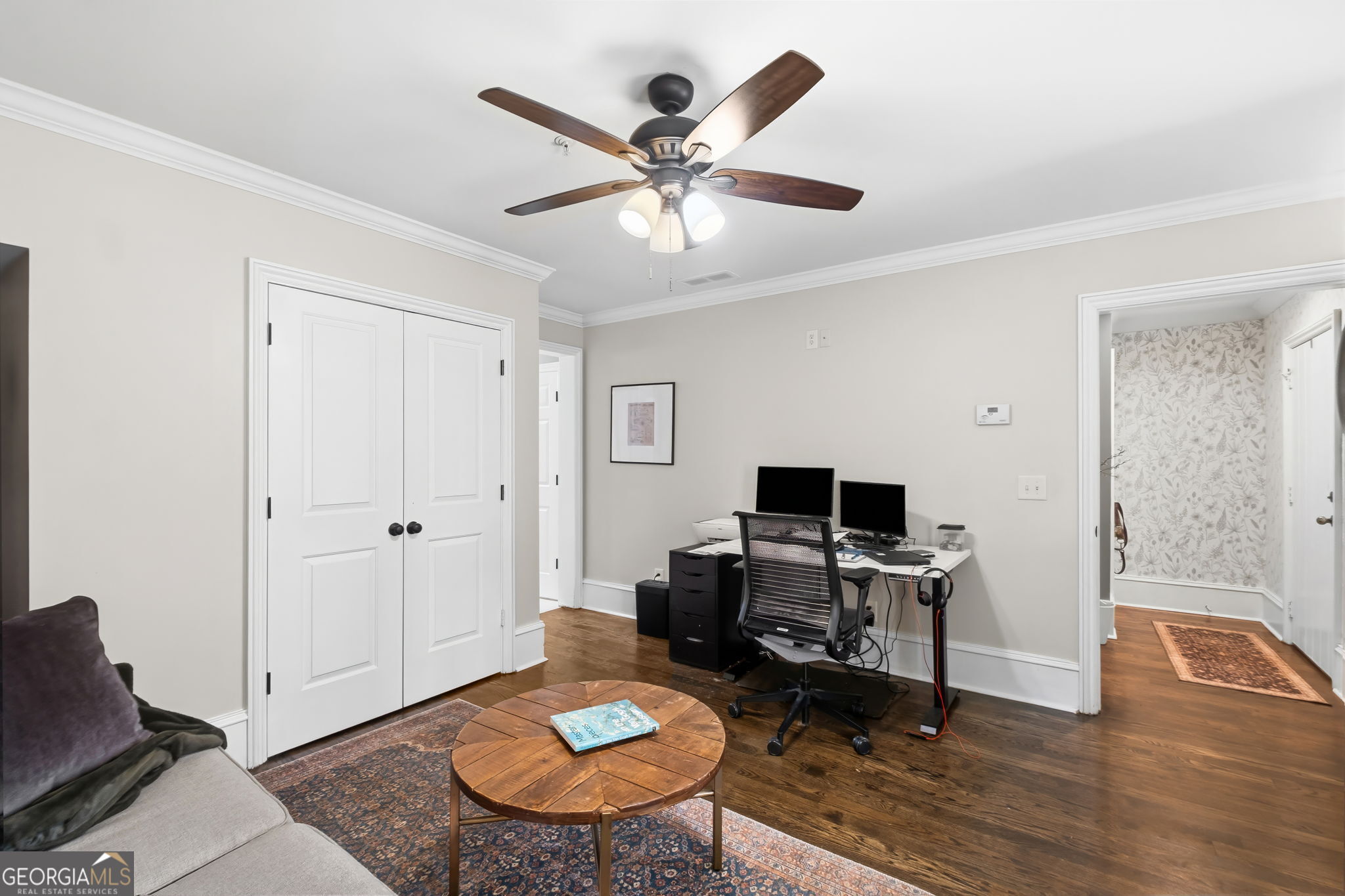 709 Hammond Drive Woodstock GA 30188