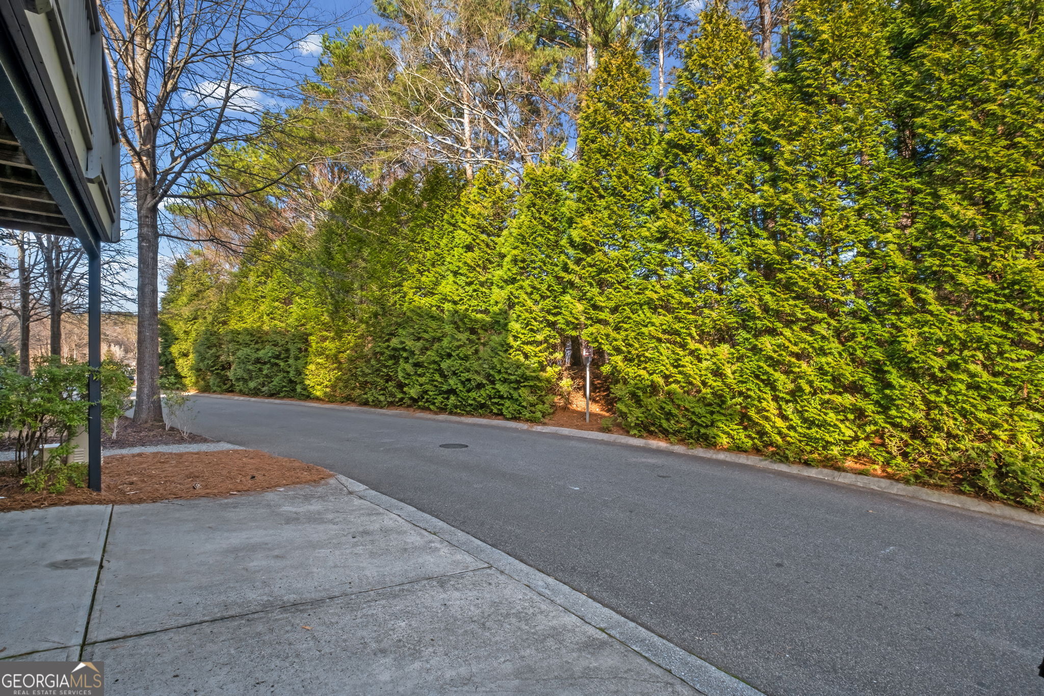 709 Hammond Drive Woodstock GA 30188
