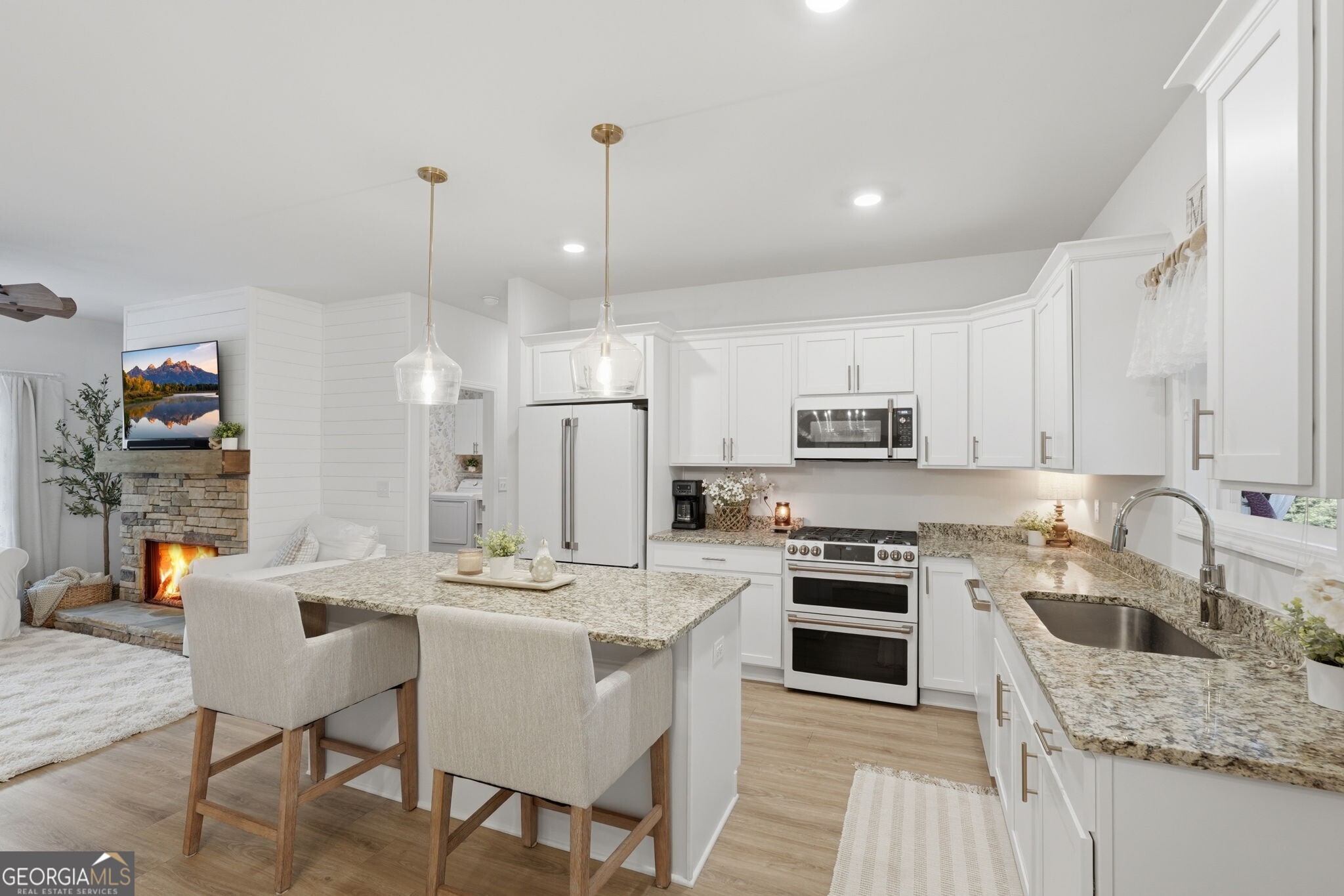 188 Jim Thomas Road Demorest GA 30535