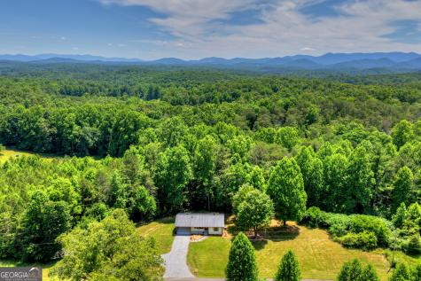 569 Number 20 Mine Road Mccaysville GA 30555