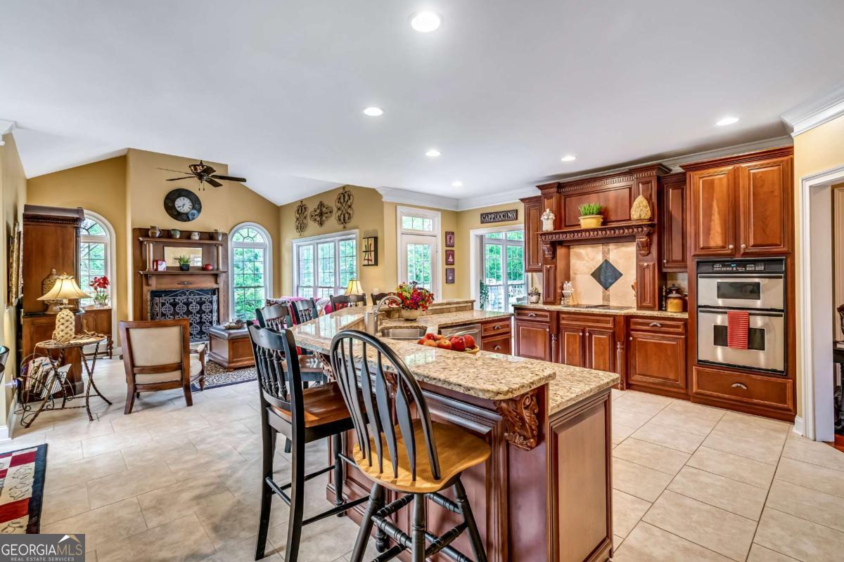 411 Overlook Way Cohutta GA 30710
