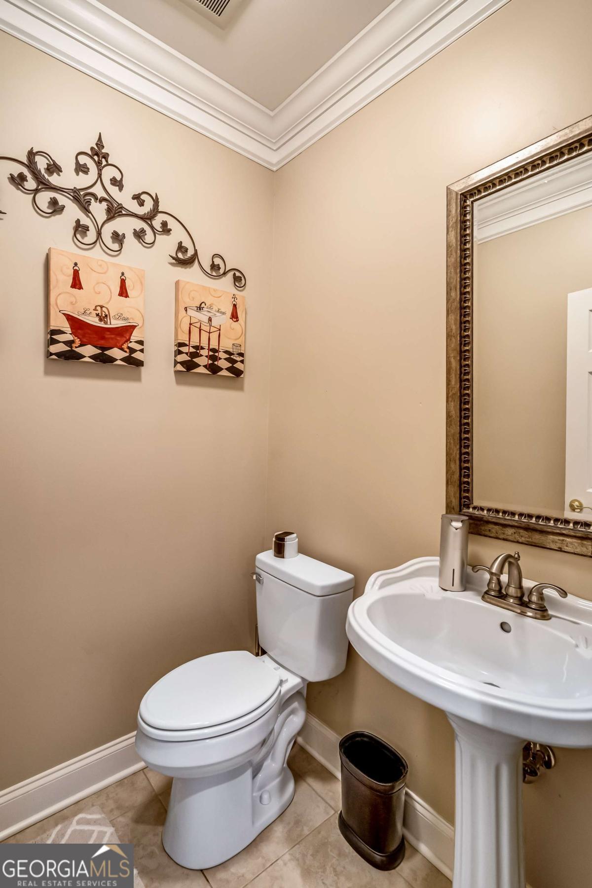 411 Overlook Way Cohutta GA 30710