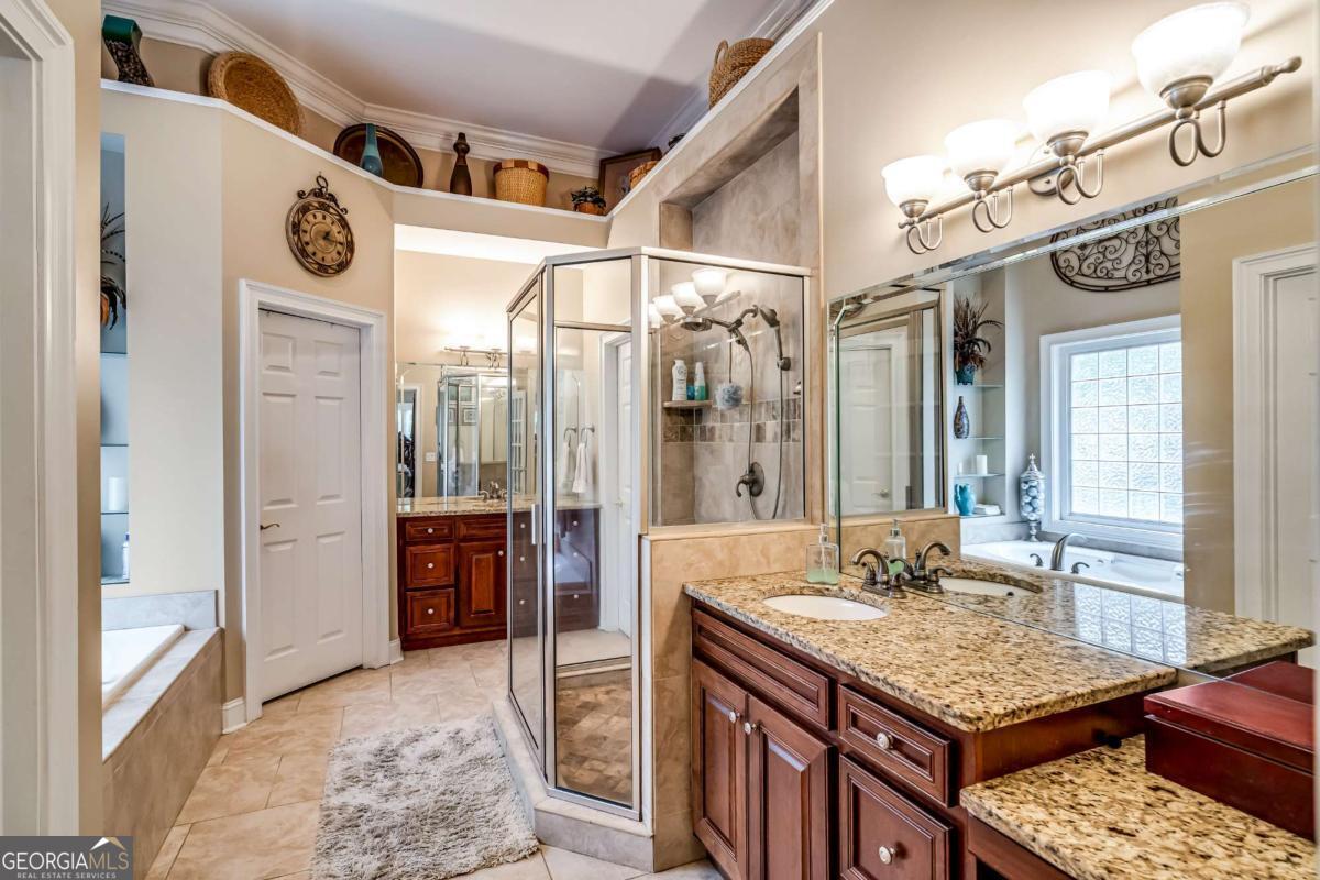 411 Overlook Way Cohutta GA 30710