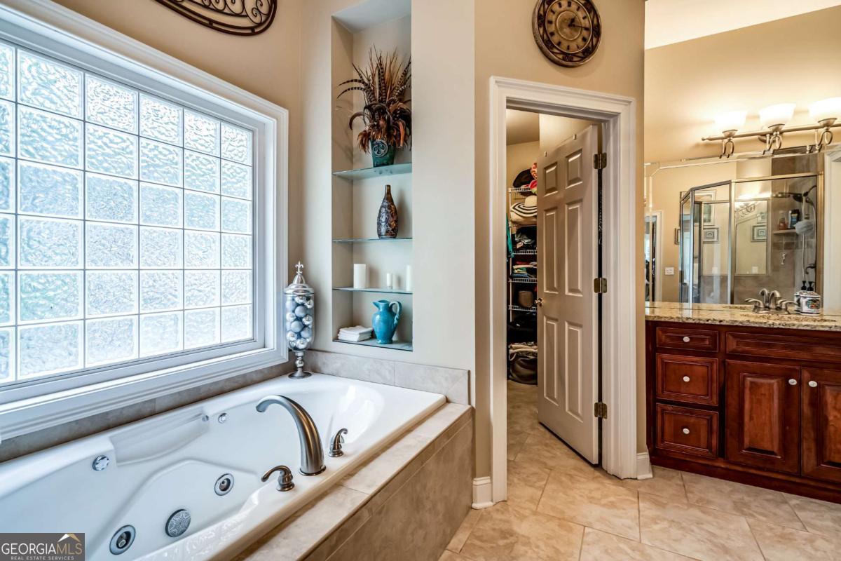 411 Overlook Way Cohutta GA 30710