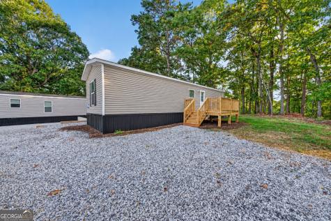 61 Bennys Drive Cleveland GA 30528