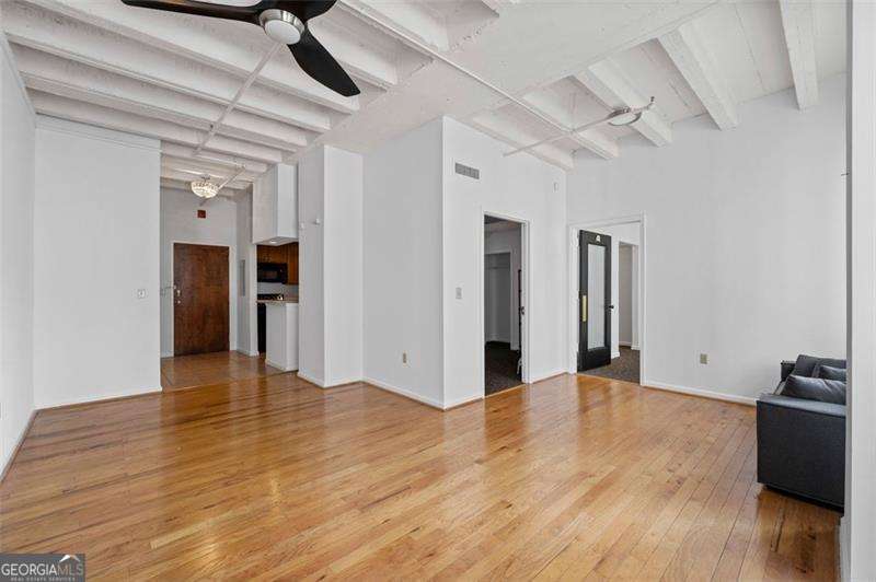 32 Peachtree Street NW Atlanta GA 30303