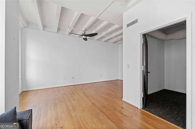 32 Peachtree Street NW Atlanta GA 30303
